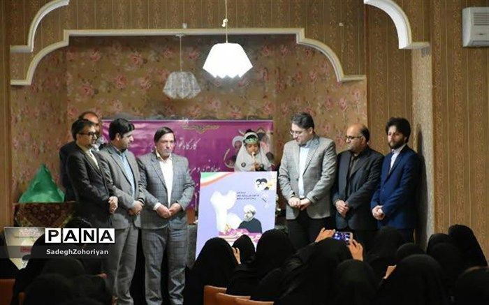 برگزاری  مراسم  تجلیل از دانش آموزان برتر مسابقات فرهنگی هنری منطقه تبادکان
