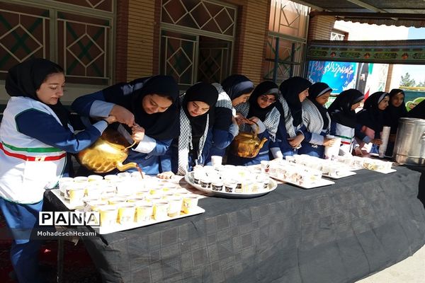 ایستگاه صلواتی در دبیرستان نمونه کاشی نیلوفر