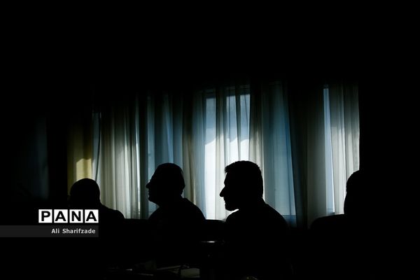 جلسه بزرگداشت روز 13 آبان