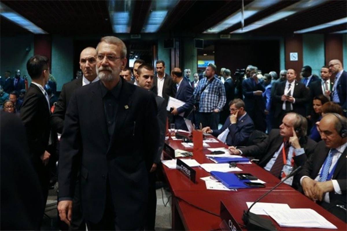 لاریجانی: رئیس‌جمهوری صربستان ماه آینده به تهران می‌آید