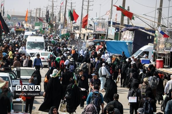 عبور زائران اربعین حسینی از مرز بین المللی شلمچه