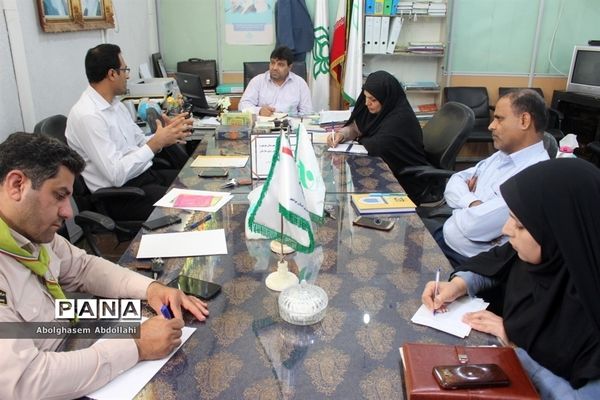 نشست تخصصی مربیان پیشتاز شهرستان بوشهر