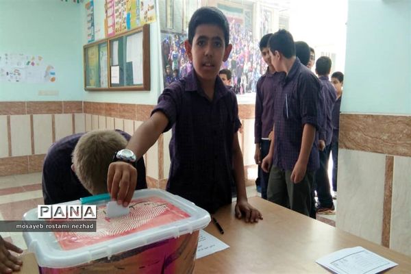 انتخابات شورای دانش‌آموزی در مدارس جویم