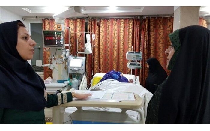 عیادت معاون رئیس‌جمهوری از اعظم طالقانی در بیمارستان +عکس