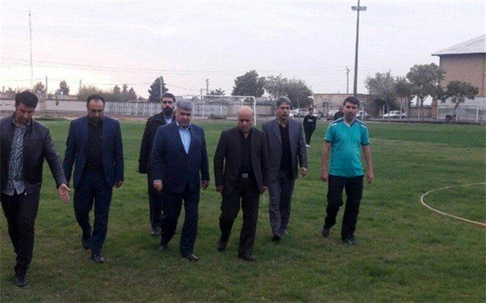 بازدید فرماندار اسلامشهراز مجموعه ورزشی امام خمینی (ره)