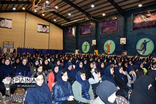 گرامیداشت هفته‌ پدافند غیرعامل و روز نوجوان و بسیج دانش‌آموزی