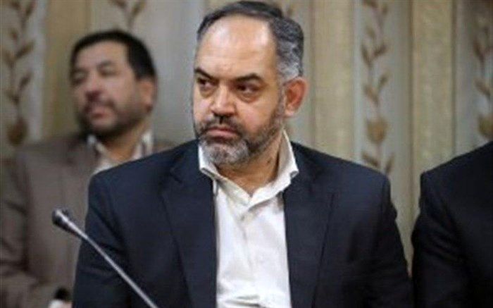 با قطع درختان به‌ شدت برخورد می‌شود