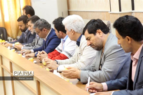 جلسه کارگروه برگزاری مانور زلزله استان قم