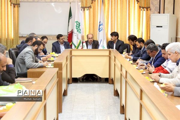 جلسه کارگروه برگزاری مانور زلزله استان قم