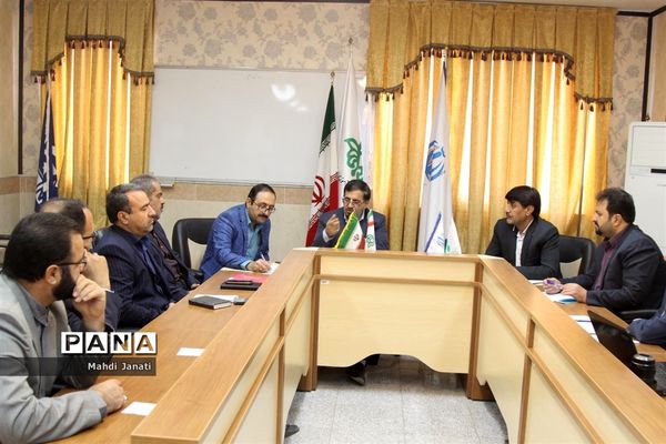 جلسه کارگروه برگزاری مانور زلزله استان قم