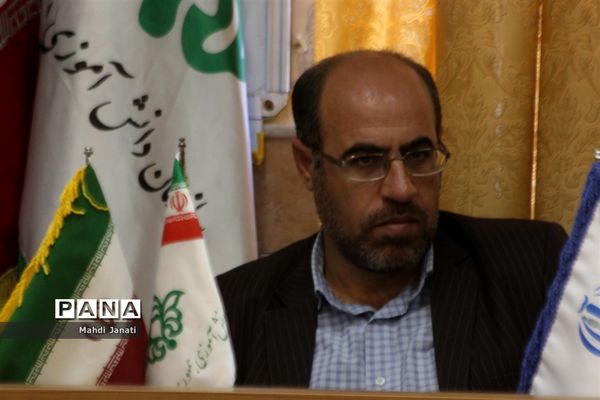 جلسه کارگروه برگزاری مانور زلزله استان قم