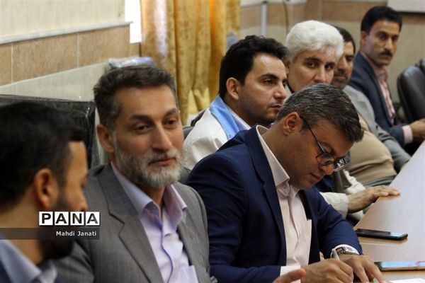 جلسه کارگروه برگزاری مانور زلزله استان قم