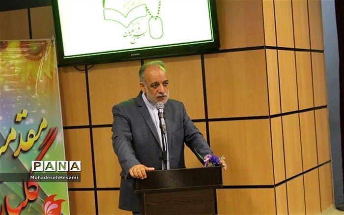 در اجلاس رسالت مدرسه در تحقق بیانیه گام دوم مطرح شد: سند تحول و بیانیه گام دوم مکمل یکدیگرند