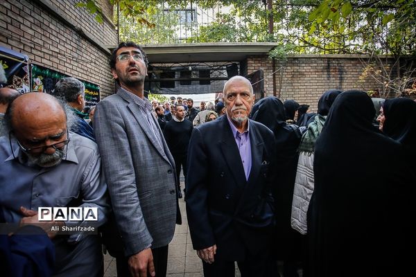 تشییع پیکر «اعظم طالقانی»