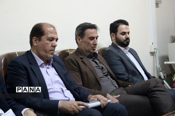 بازدید گروه ارزیابی و نظارت سازمان دانش‌آموزی مرکز از فعالیت‌های سازمان استان همدان