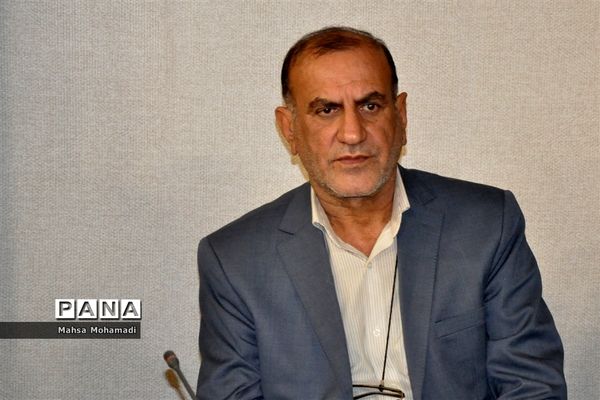 نشست بررسی طرح گردشگری دانش‌آموزی با حضور معاون سیاسی امنیتی استانداری مازندران