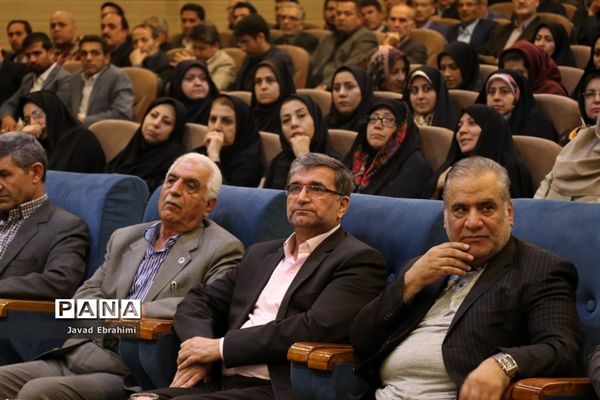 همایش استانی هفته پیوند اولیا و مربیان در مشهد
