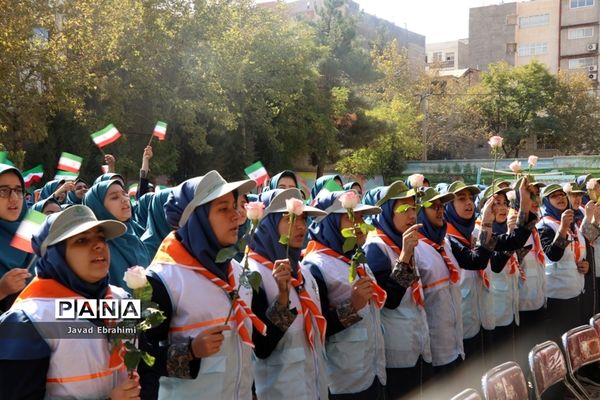 آیین نمادین بیست و دومین دوره انتخابات شوراهای دانش‌آموزی خراسان رضوی