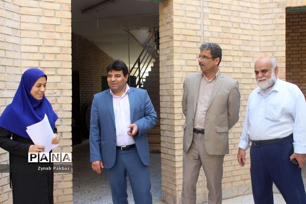 بازدید از بیست و دومین دوره انتخابات شوراهای دانش‌آموزی مدارس بوشهر
