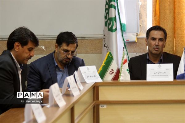 بازدید مسئولان سازمان دانش‌آموزی از استان قم