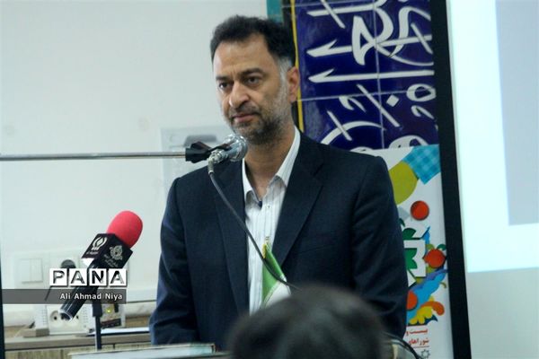 بازدید مسئولان سازمان دانش‌آموزی از استان قم