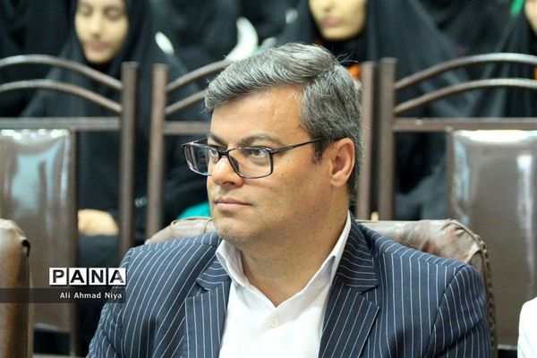 بازدید مسئولان سازمان دانش‌آموزی از استان قم
