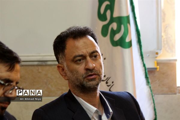بازدید مسئولان سازمان دانش‌آموزی از استان قم