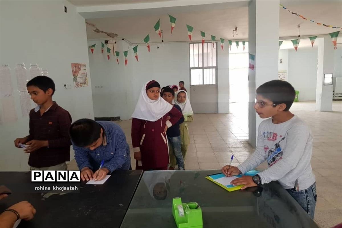 برگزاری انتخابات شورای دانش‌آموزی در مدارس شهرستان خنج