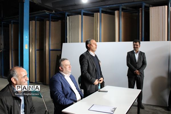 نشست بررسی مشکلات تولیدکنندگان صنایع چوب شهرک صنعتی سهند اسلامشهر