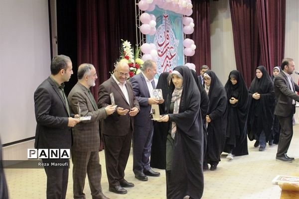 مراسم تجلیل از دانش آموزان برگزیده سی و هفتمین دوره مسابقات قرآن، عترت و نماز استان آذربایجان غربی