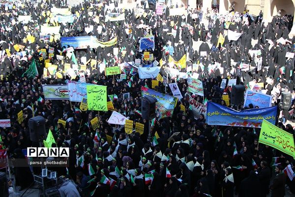 راهپیمایی یوم الله 13 آبان در یزد