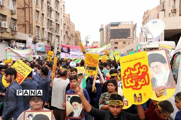 حضور پرشمار پیشتازان سازمان دانش آموزی خوزستان در راهپیمایی 13 آبان