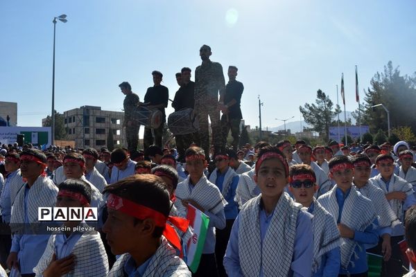 راهپیمایی روز ملی مبارزه با استکبار جهانی