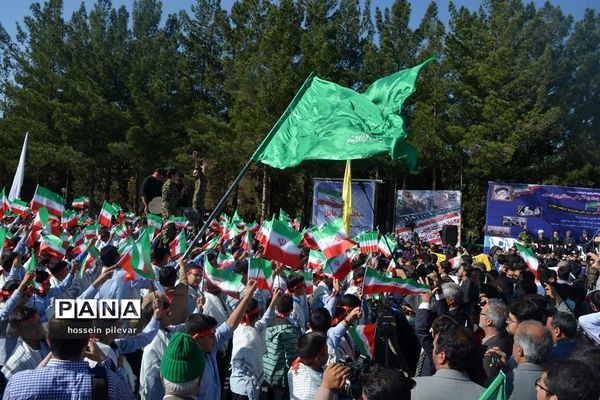 راهپیمایی روز ملی مبارزه با استکبار جهانی