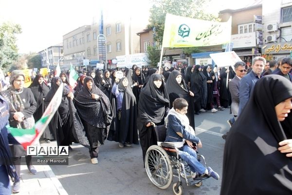 راهپیمایی 13 آبان  در ارومیه