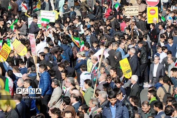 راهپیمایی 13 آبان  در ارومیه