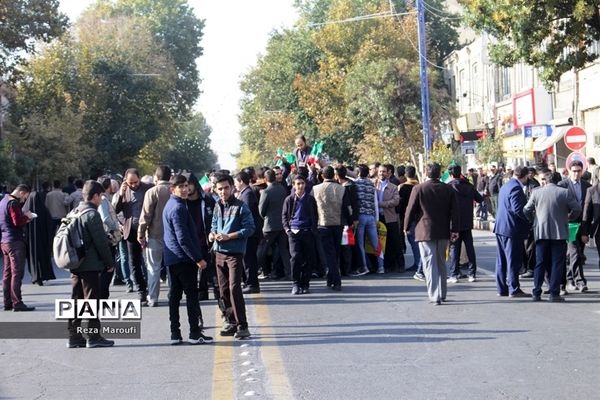 راهپیمایی 13 آبان  در ارومیه