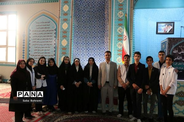 برگزاری مراسم گرامیداشت روز دانش‌آموز در شهرستان قدس
