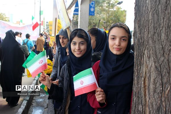 روز استکبار ستیزی و اعلام انزجار از سردمداران ظلم