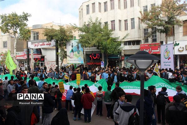 روز استکبار ستیزی و اعلام انزجار از سردمداران ظلم