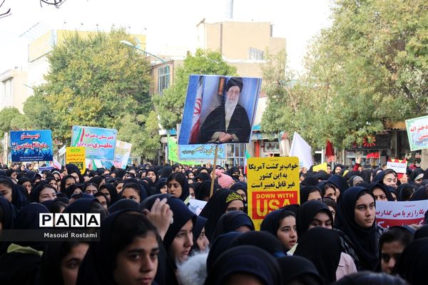 روز استکبار ستیزی و اعلام انزجار از سردمداران ظلم