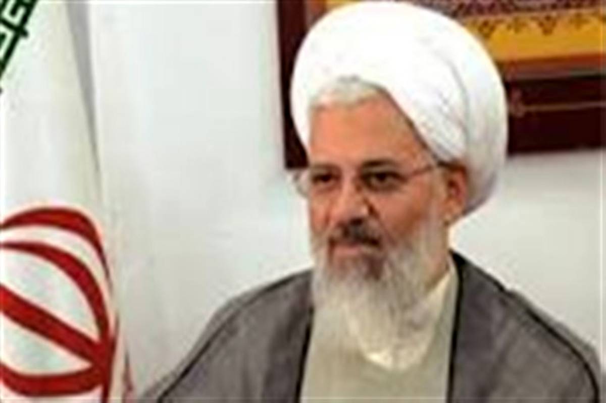 دولت آمریکا با سیاستهای خصمانهی خود سعی در استثمار و ضعیف کردن دولتها دارد