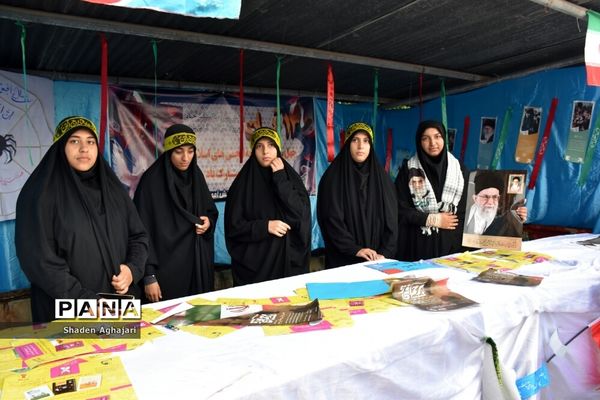 حضور پرشور دانش‌آموزان و فرهنگیان در راهپیمایی ۱۳ آبان شهرستان امیدیه