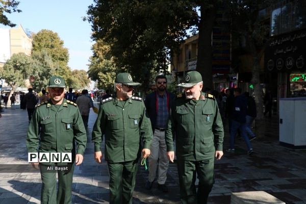 راهپیمایی ١٣ آبان در همدان