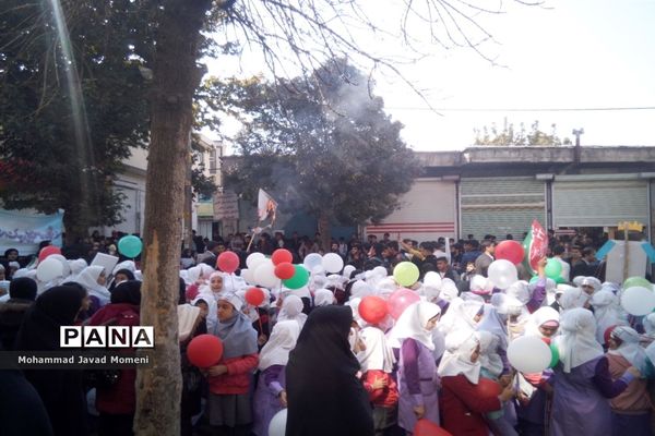راهپیمایی روز ملی مبارزه با استکبار در شهرستان اسدآباد