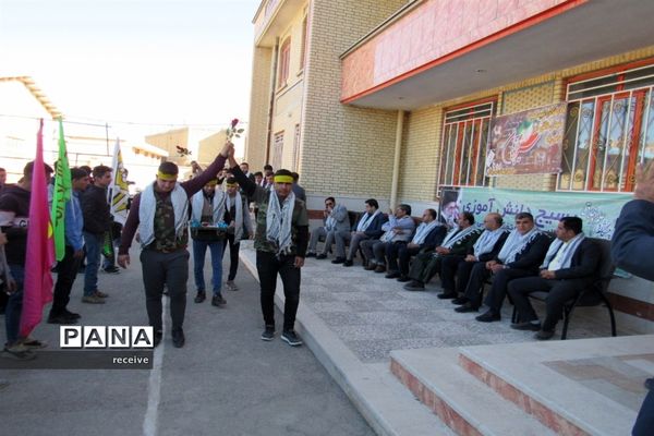 صبحگاه مشترک واحدهای بسیج دانش‌آموزی منطقه درودزن