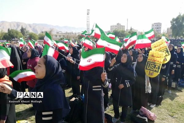 راهپیمایی 13 آبان در شهرستان کازرون