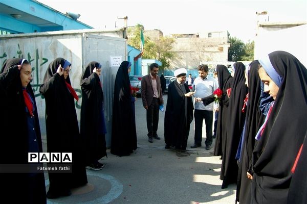 آئین کلنگ زنی ساخت مدرسه ۱۲ کلاسه در روستای علی آباد قاجار چهاردانگه