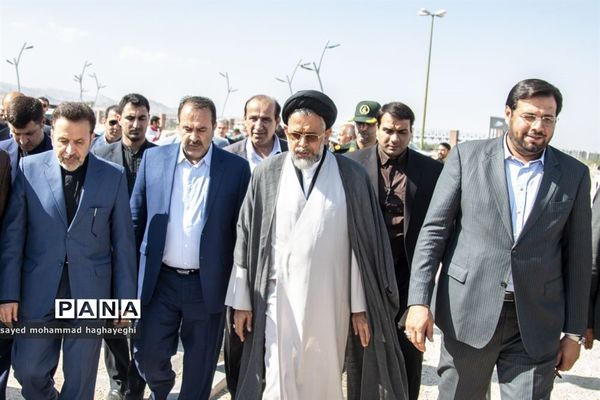 سفر رئیس دفتر رئیس جمهور و وزیر اطلاعات به لامرد فارس