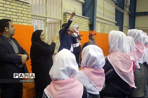 افتتاح المپیاد درون مدرسه ای دبستان منیر باسمنج